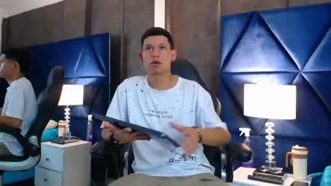 Snapshot of thiagoferrer_ chatting on 21, 6, 2026 T H I A G O online show from 21, 6, 2026