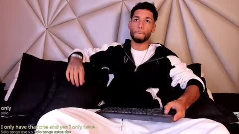 ThiagoFerreti online show from 6, 4, 2026