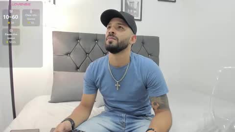 Thia Gomez online show from 11, 2, 2026