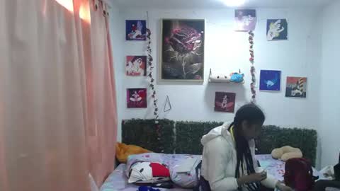 Snapshot of thiana_horny chatting on 18, 6, 2026 thiana_horny online show from 18, 6, 2026