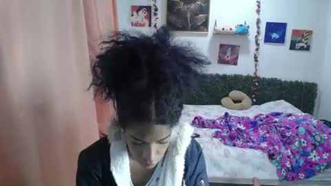Snapshot of thiana_horny chatting on 20, 6, 2026 thiana_horny online show from 20, 6, 2026