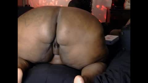 Snapshot of thickumzz41 chatting on 3, 3, 2026 Thickumzz41 online show from 3, 3, 2026