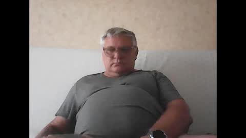 Snapshot of thierrysymp chatting on 8, 9, 2025 Thierrysymp online show from 8, 9, 2025