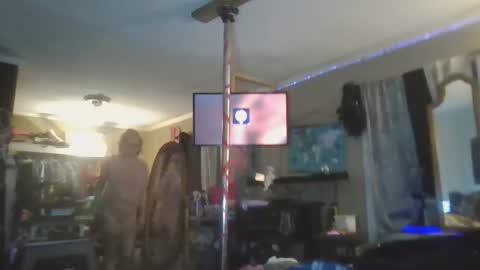 lola...and...thiggy online show from 16, 11, 2025