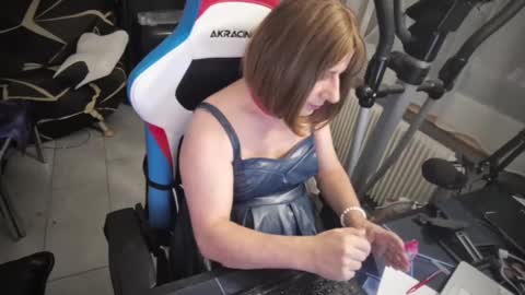 thihold online show from 4, 1, 2025