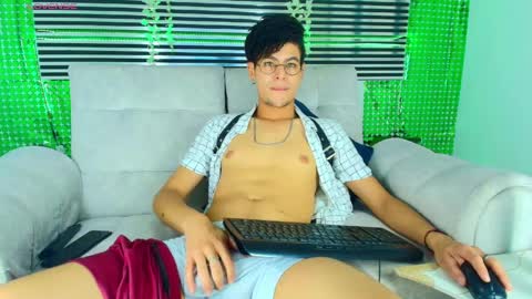 Thiago Saenzz online show from 30, 3, 2026