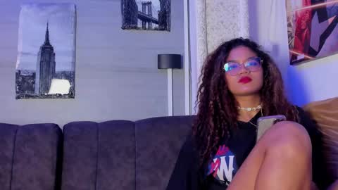 Snapshot of thing1_and__thing2 chatting on 30, 11, 2025 thing1_and__thing2 online show from 30, 11, 2025