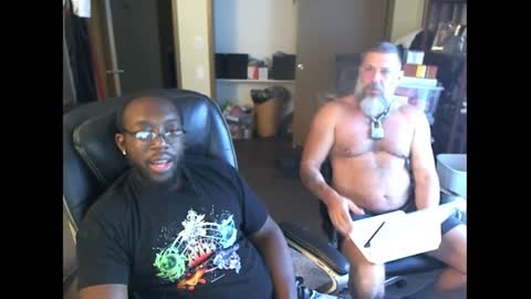 Snapshot of thiqqmasq chatting on 18, 10, 2025 ThiqqMasq online show from 18, 10, 2025
