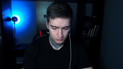 Snapshot of this_is_andy chatting on 4, 3, 2025 Andy online show from 4, 3, 2025