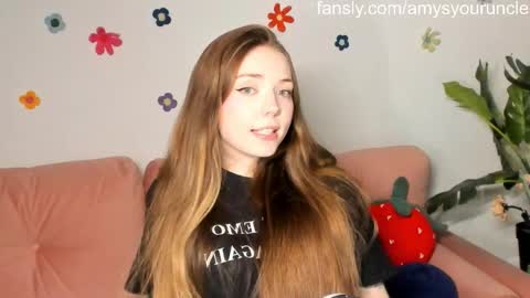 Amelia  shows on mondays fridays and sundays  if anything changes im giving updates on my fansly  online show from 10, 4, 2026