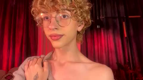 Snapshot of thisisdamiano chatting on 2, 5, 2026 Damiano online show from 2, 5, 2026