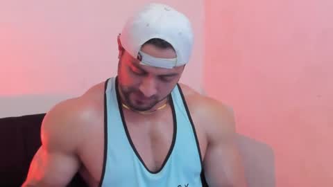Snapshot of thomas_brandon chatting on 23, 4, 2026 Thomas Brandon online show from 23, 4, 2026