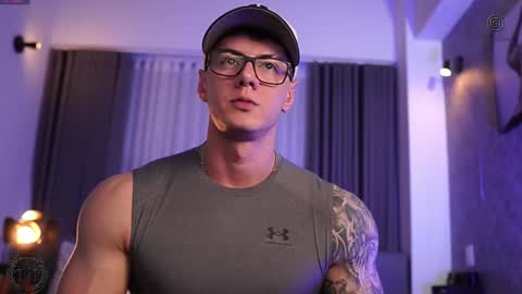 Thomas Falcon online show from 30, 9, 2025