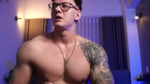 Thomas Falcon online show from 3, 10, 2025