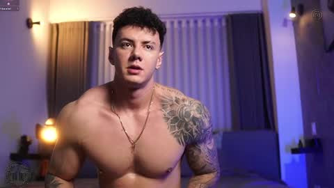 Thomas Falcon online show from 3, 10, 2025