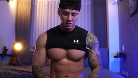 Thomas Falcon online show from 8, 10, 2025