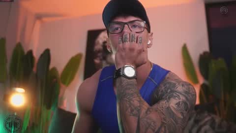 Thomas Falcon online show from 1, 12, 2025