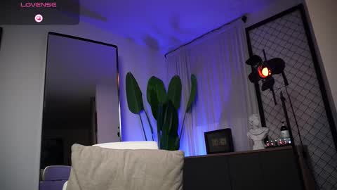 Thomas Falcon online show from 20, 2, 2026