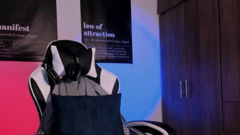 Thomas 3  JUST STAY AND BE MY LAST LOVE online show from 2, 3, 2026