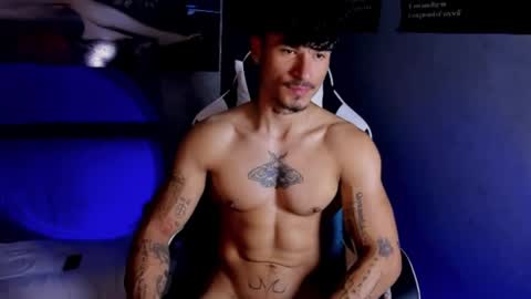 Snapshot of thomas_fit1 chatting on 11, 5, 2026 Thomas 3 JUST STAY AND BE MY LAST LOVE online show from 11, 5, 2026