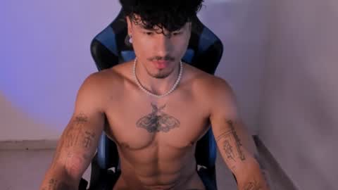 Snapshot of thomas_fit1 chatting on 30, 6, 2026 Thomas 3 JUST STAY AND BE MY LAST LOVE online show from 30, 6, 2026