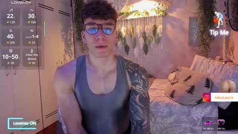 Thomas Grey online show from 30, 11, 2025