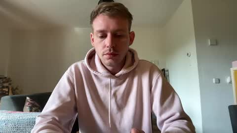 Snapshot of thomas_jd chatting on 26, 4, 2026 Thomas online show from 26, 4, 2026