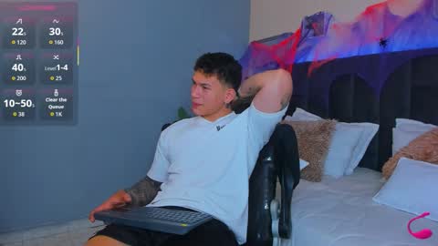 Thomas online show from 25, 10, 2025