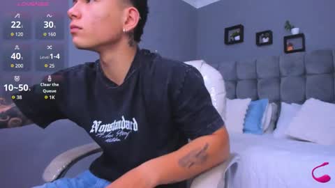 Thomas online show from 9, 11, 2025