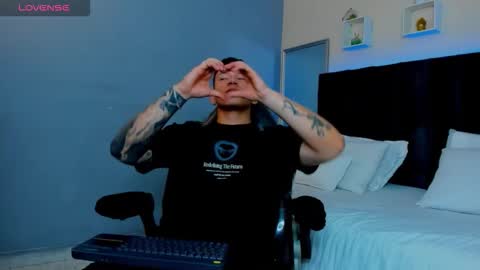 Thomas online show from 20, 11, 2025