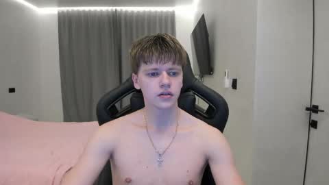 Tomas online show from 10, 4, 2026