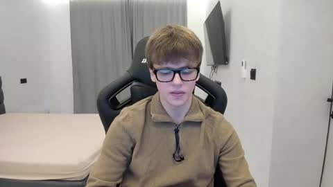 Snapshot of thomas_shelbivip chatting on 28, 4, 2026 Tomas online show from 28, 4, 2026