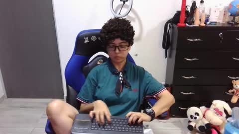 Snapshot of thomascooper_cams chatting on 20, 5, 2026 VALERIA online show from 20, 5, 2026