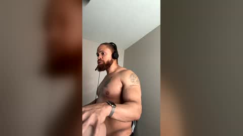 Snapshot of thomasgwhitecft chatting on 29, 4, 2026 FatherTime online show from 29, 4, 2026