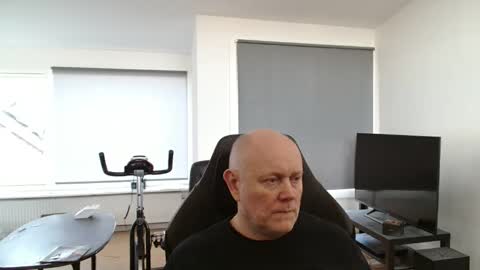 thomash32 online show from 3, 10, 2025