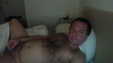 Snapshot of thomaspol chatting on 27, 5, 2026 Tom online show from 27, 5, 2026