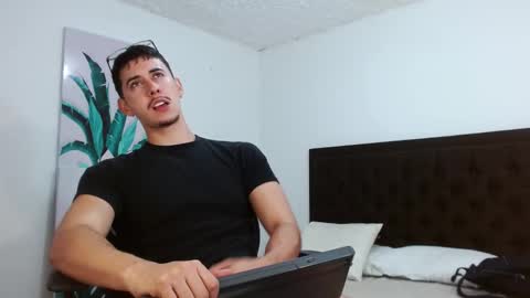 Thomas Turner online show from 7, 11, 2025