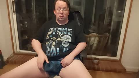 Snapshot of thomsam88 chatting on 17, 6, 2026 Thomsam88 check out my bio for loads of hot videos mmmmmmmmmm online show from 17, 6, 2026