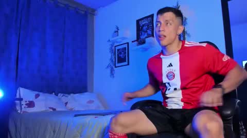 Snapshot of thomsevery chatting on 31, 10, 2025 Thoms Every online show from 31, 10, 2025