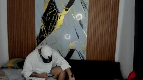 thomson_hot01 online show from 30, 11, 2025