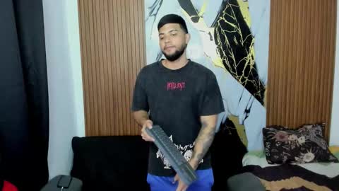 thomson_hot01 online show from 4, 12, 2025