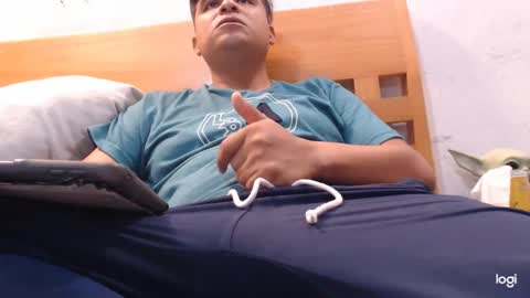 Snapshot of thor0200 chatting on 10, 12, 2024 thor0200 online show from 10, 12, 2024