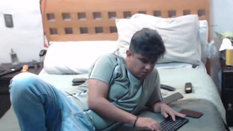 Snapshot of thor0200 chatting on 11, 12, 2024 thor0200 online show from 11, 12, 2024