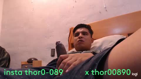 Snapshot of thor0200 chatting on 11, 12, 2024 thor0200 online show from 11, 12, 2024
