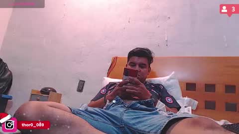 Snapshot of thor0200 chatting on 12, 12, 2024 thor0200 online show from 12, 12, 2024