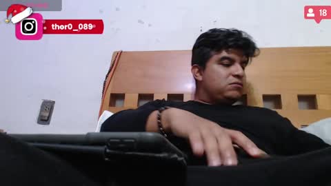 Snapshot of thor0200 chatting on 4, 1, 2025 thor0200 online show from 4, 1, 2025