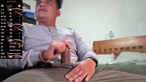 Snapshot of thor0200 chatting on 7, 2, 2026 thor0200 online show from 7, 2, 2026