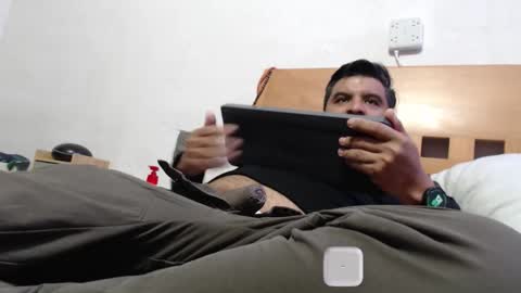 Snapshot of thor0200 chatting on 24, 2, 2026 thor0200 online show from 24, 2, 2026