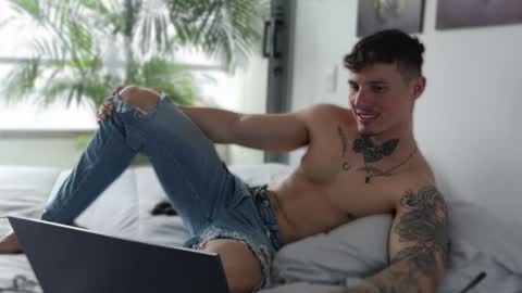 Sebastian online show from 3, 3, 2025