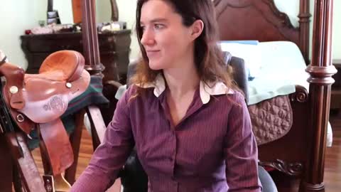 ThornburyRose online show from 19, 2, 2025